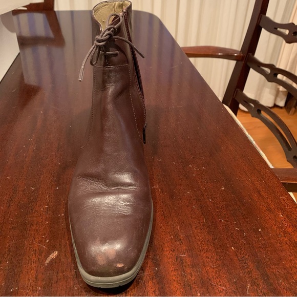 Vaneli East, 7 1/2 brown calf boots, side zipper - Picture 2 of 6